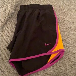 Youth girls nike shorts!!